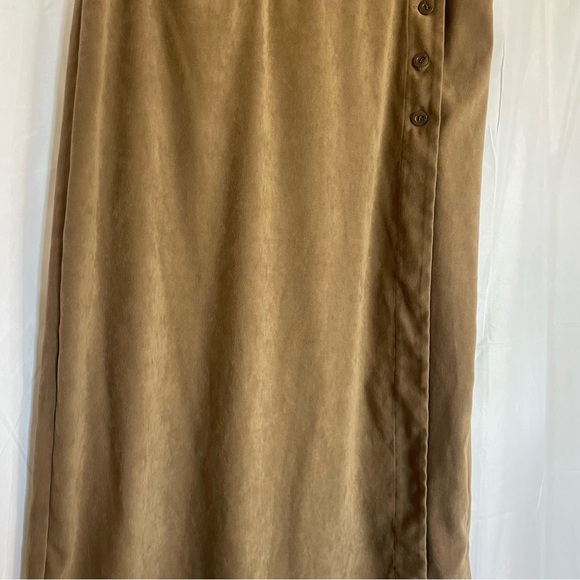 CHRISTOPHER & BANKS Women’s Tan Velvety Wrap Maxi Skirt Lined Size 10 - Picture 5 of 12